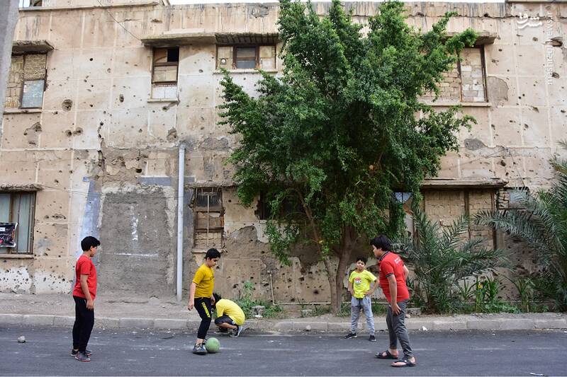 عکس/ گلولههایی که هنوز جایشان روی دیوارهاست