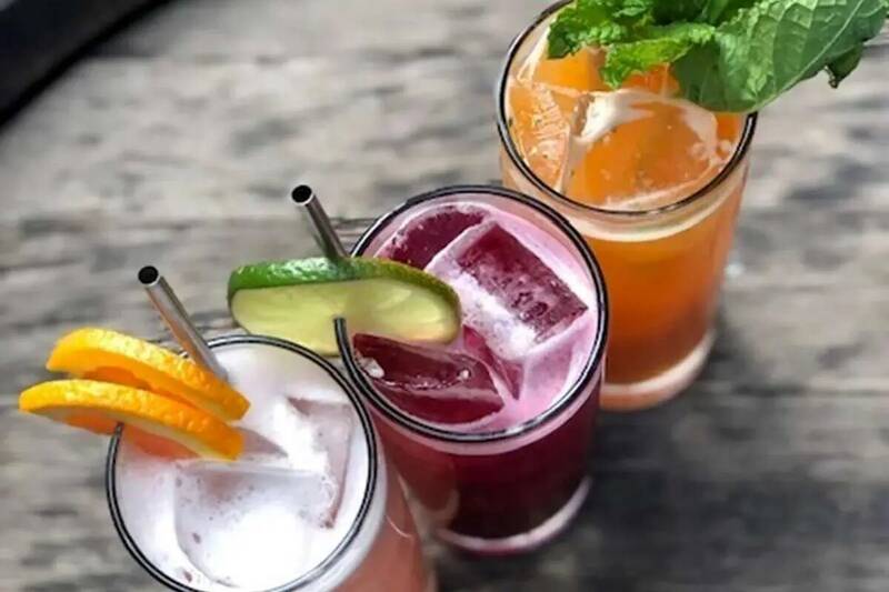 با این نوشیدنیها، از گرمازدگی در امان بمانید