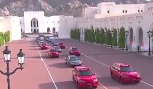 فیلم/ لحظه ورود اسکورت حامل رئیس جمهور به کاخ سلطنتی عمان