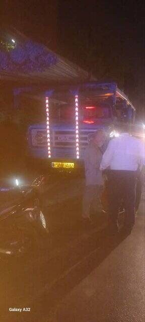 مرگ موتورسوار در برخورد با کامیون