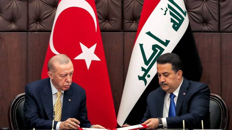 آیا نخستوزیر عراق متمایل به محور قطر و ترکیه است؟