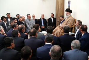 امروز برای خدمت به مردم فضا مناسب و فرصت‌ها بسیار است/ به میان مردم بروید، سخنان‌شان را بشنوید و توضیح لازم را نیز بدهید/ استانداران مدیر همه‌جانبه استان؛ باید به آنها اختیارات داده شود