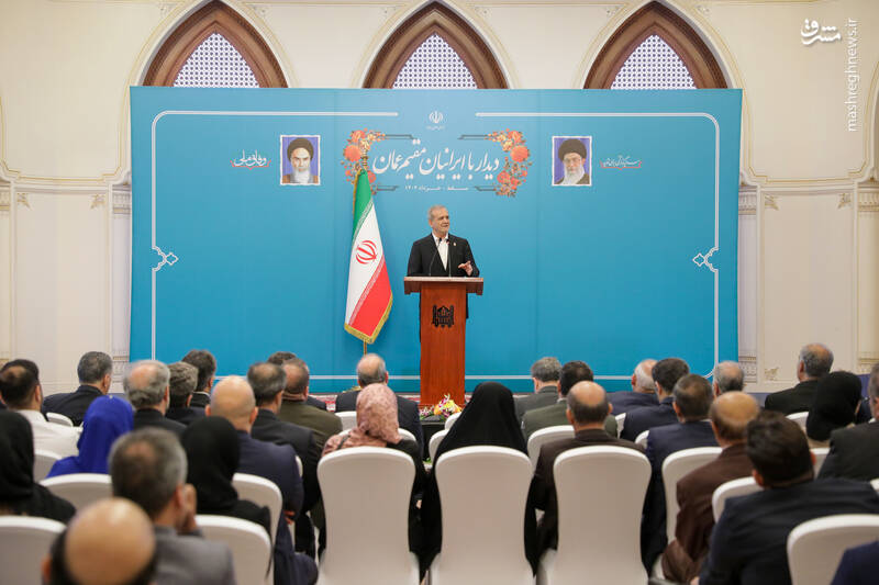 دیدار رئیس جمهور با ایرانیان مقیم عمان