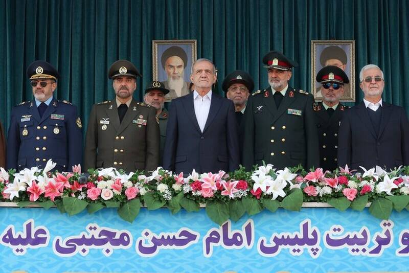 كشور،ايران،پليس،فضاي،سياسي،وفاق،پرستاران،مهاجرت،خارج،دانشگاه ...