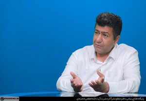 خط به خط برای رسیدن به تصویر واقعی «روحالله» هادی حکیمیان