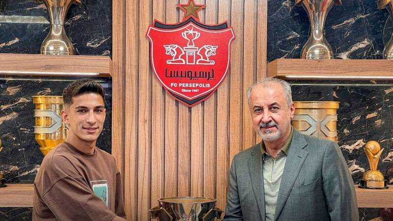 پرسپولیس با ۳ بازیکن جوان قرارداد امضا کرد +عکس