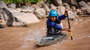 عکس/ مسابقات کشوری "اسلالوم در آب‌های خروشان" در الموت‌