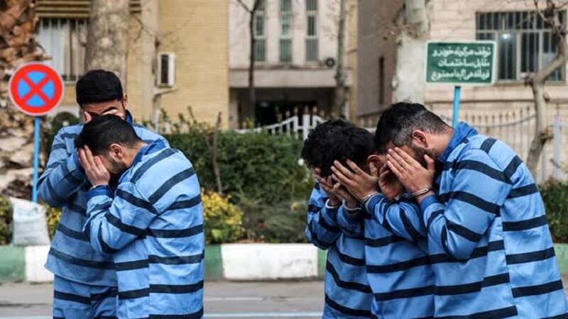 فرار،زندان،سرقت،بيمارستان،خاطر،كيوان،اشرف،اولياي،گوشي،دم،پرو ...