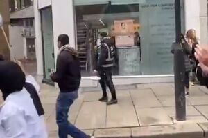 تظاهرات مردمی حمایت از فلسطین در لندن همچنان ادامه دارد +فیلم