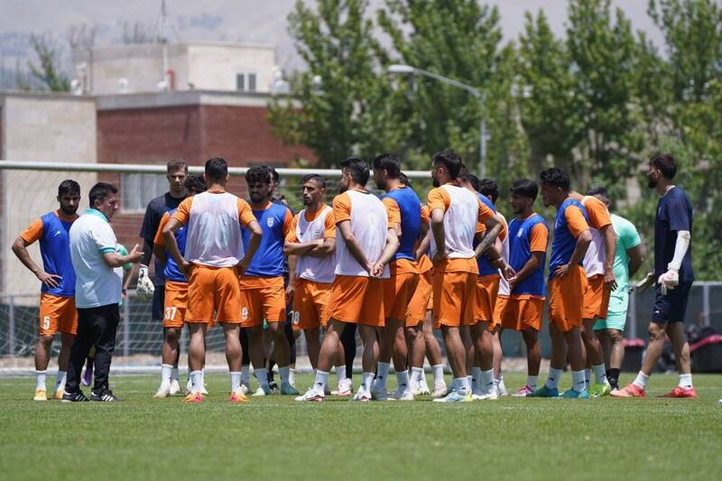 حریف تیم قلعهنویی شمشیر دولبه؛ نقش امارات در انگیزه قطر برابر ایران