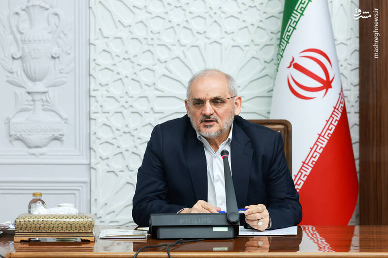 عکس/ حضور پزشکیان در جلسه بررسی الگوی مدیریت محله محور