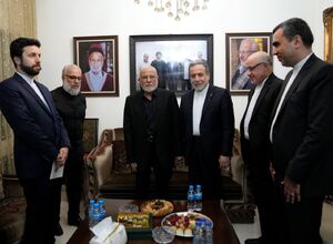 عکس/ دیدار عراقچی با خانواده شهید سید حسن نصرالله در بیروت