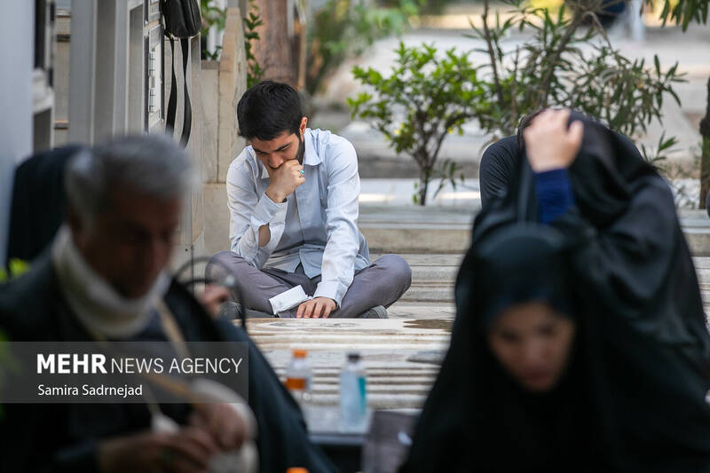 مراسم دعای عرفه در گلزار شهدای بهشت زهرا (س) تهران