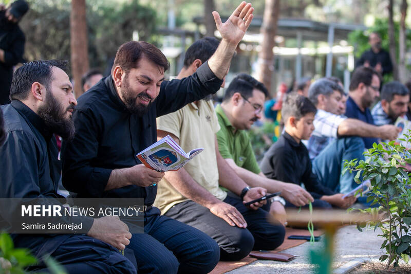 مراسم دعای عرفه در گلزار شهدای بهشت زهرا (س) تهران