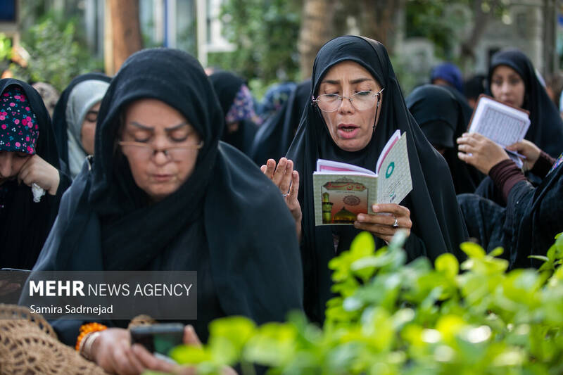مراسم دعای عرفه در گلزار شهدای بهشت زهرا (س) تهران
