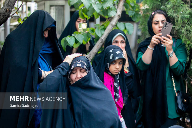 مراسم دعای عرفه در گلزار شهدای بهشت زهرا (س) تهران