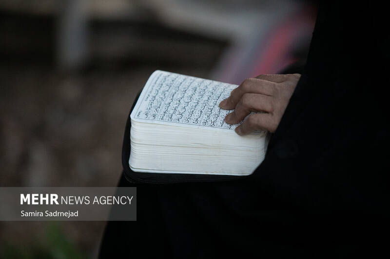 مراسم دعای عرفه در گلزار شهدای بهشت زهرا (س) تهران