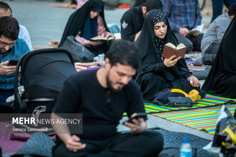 مراسم دعای عرفه در گلزار شهدای بهشت زهرا (س) تهران