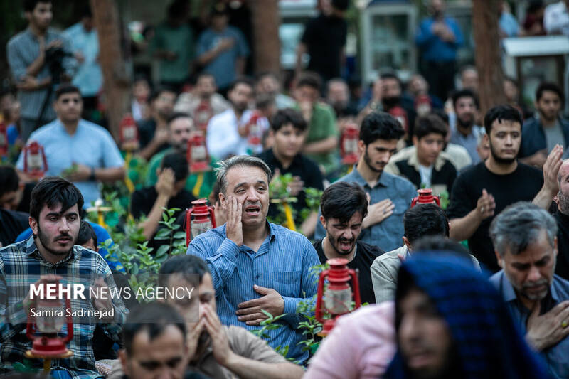 مراسم دعای عرفه در گلزار شهدای بهشت زهرا (س) تهران