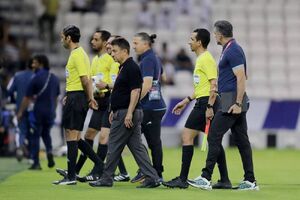 اعتراض فدراسیون فوتبال به قضاوت دیدار با قطر
