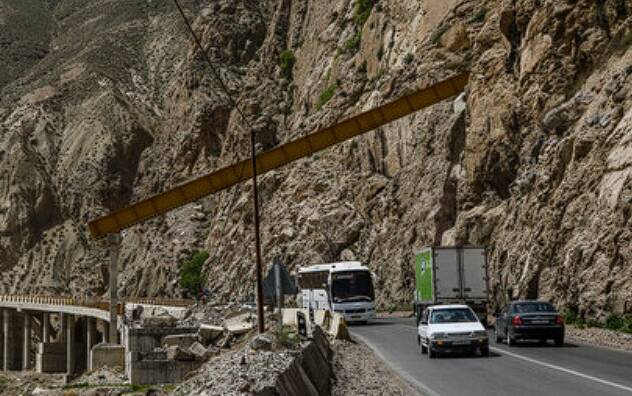 سرهنگ،ترافيكي،مشرق