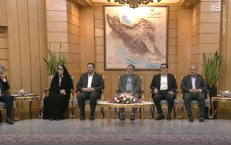 ظرفیتهای بسیاری برای توسعه روابط اقتصادی با آمریکای لاتین وجود دارد/ حجم تجارت خوبی با برزیل داریم/ تعرفه آزاد بین ایران و ونزوئلا به زودی نهایی میشود