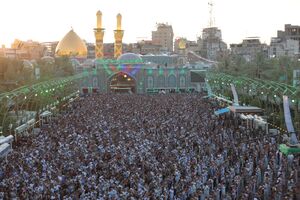 عکس/ اقامه نماز عید قربان در کربلای معلی