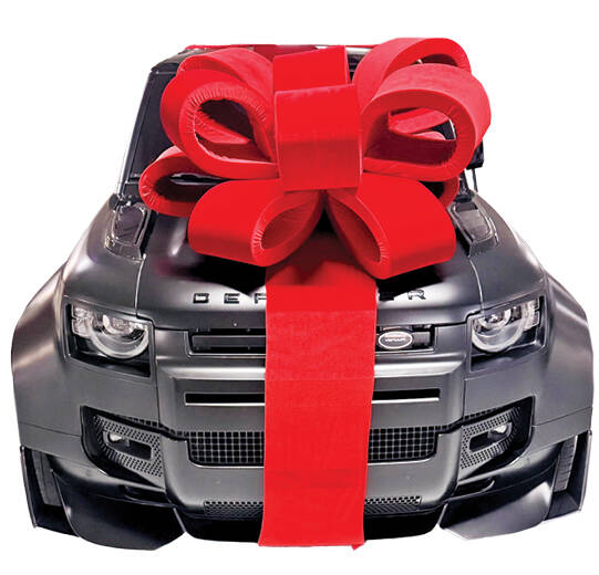 پز بیموقع آقای بازیگر +عکس