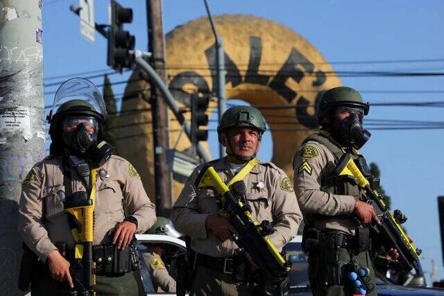 ترامپ گارد ملی را برای سرکوب معترضان کالیفرنیا فرستاد