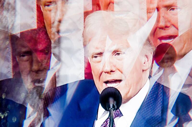 چرا ترامپ همیشه جا میزند؟