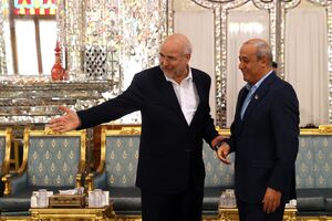 عکس / دیدار دبیرکل جبهه مردمی برای آزادی فلسطین با قالیباف