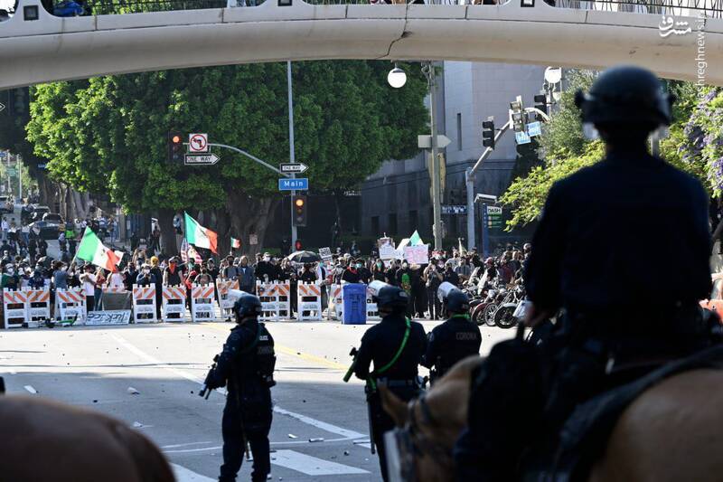 عکس/ آمریکا در آتش و دود