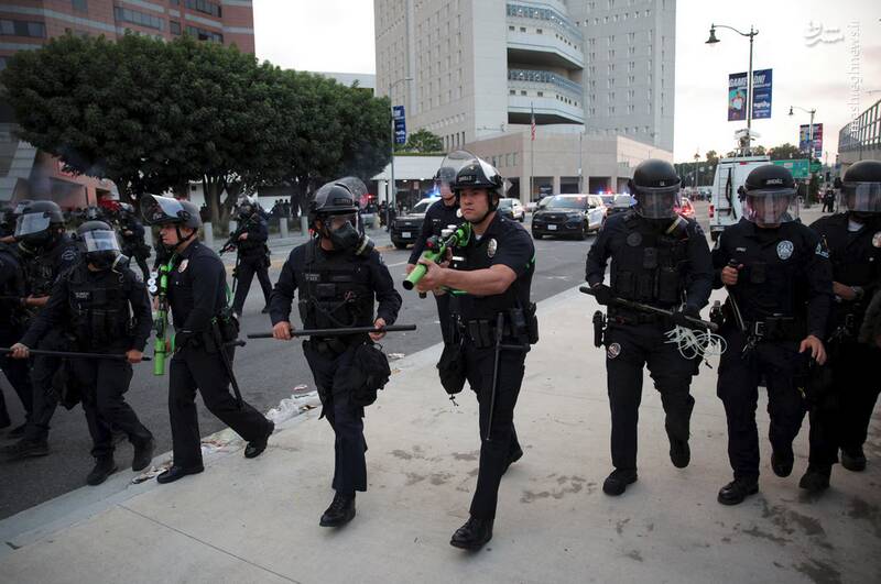 عکس/ آمریکا در آتش و دود