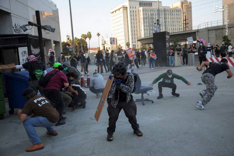 عکس/ آمریکا در آتش و دود