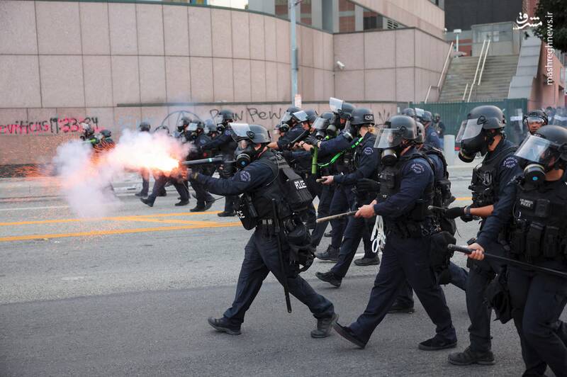 عکس/ آمریکا در آتش و دود