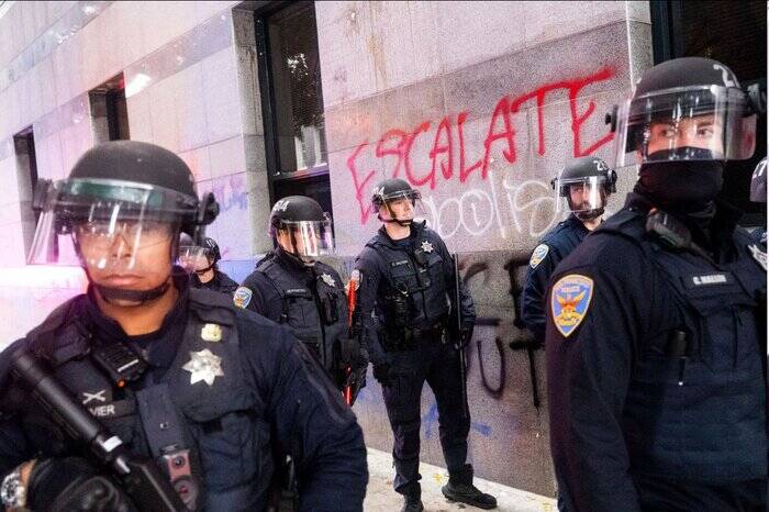 کشیده شدن اعتراضات آمریکا به شهر سانفرانسیسکو+عکس