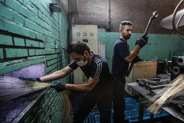 معافیت حق بیمه سهم کارفرما مشمول چه کارگاههایی میشود؟