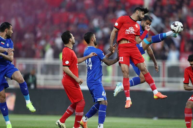 استقلال و تراکتور وارد جنگ میشوند؟