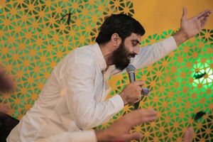 نماهنگ / "هل الدین الا الحب" با نوای نریمانی