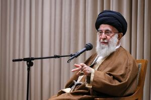 فیلم / رهبر انقلاب: مجلس در لوایح اقتصادی کمتر دست‌کاری کند
