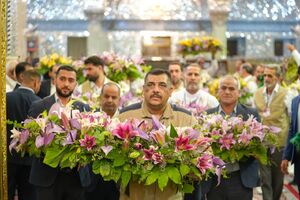 عکس/ گل‌آرایی ضریح حرمین سامرا برای ولادت امام هادی(ع)