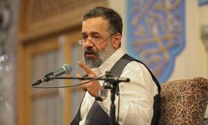 فیلم/ مدح زیبای حضرت علی(ع) با نوای حاج محمود کریمی