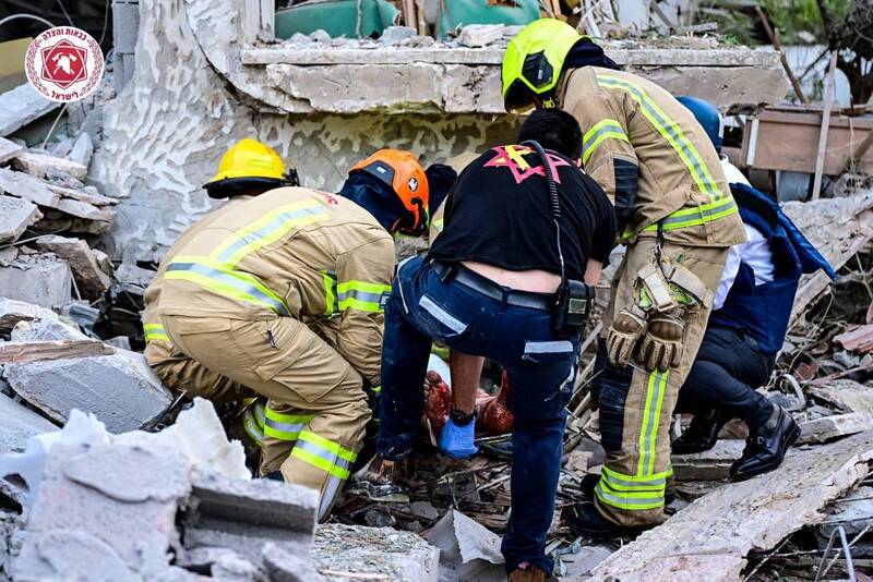 بلایی که موشکهای ایرانی بر سر تلآویو آوردند +فیلم و عکس