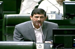 امیر: به خائنین کشور رحم نکنید