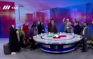 فیلم / ندای "مرگ بر اسرائیل" در برنامه زنده شبکه سه سیما