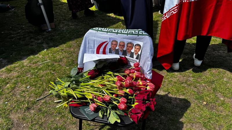 ۱۵۰ هزار هلندی برای ایران به خیابان آمدند +عکس و فیلم