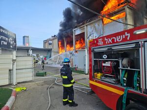 اصابت موشک‌های ایرانی به ساختمان متعلق به ارتش اسرائیل