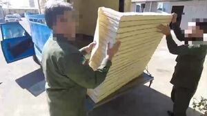 فیلم/ شناسایی و توقیف وانت نیسان حامل ریزپرنده‌ های انتحاری