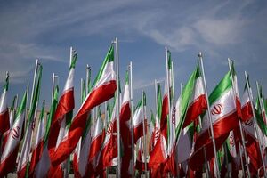 جامعه ارامنه: مواضع رهبر انقلاب نشانه ایمان، استقلال و عزت ملت ایران است