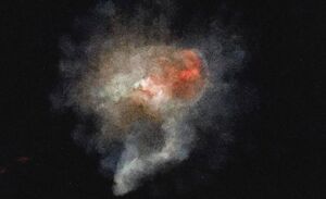 دست خدا پشت پنجره خانه ما!